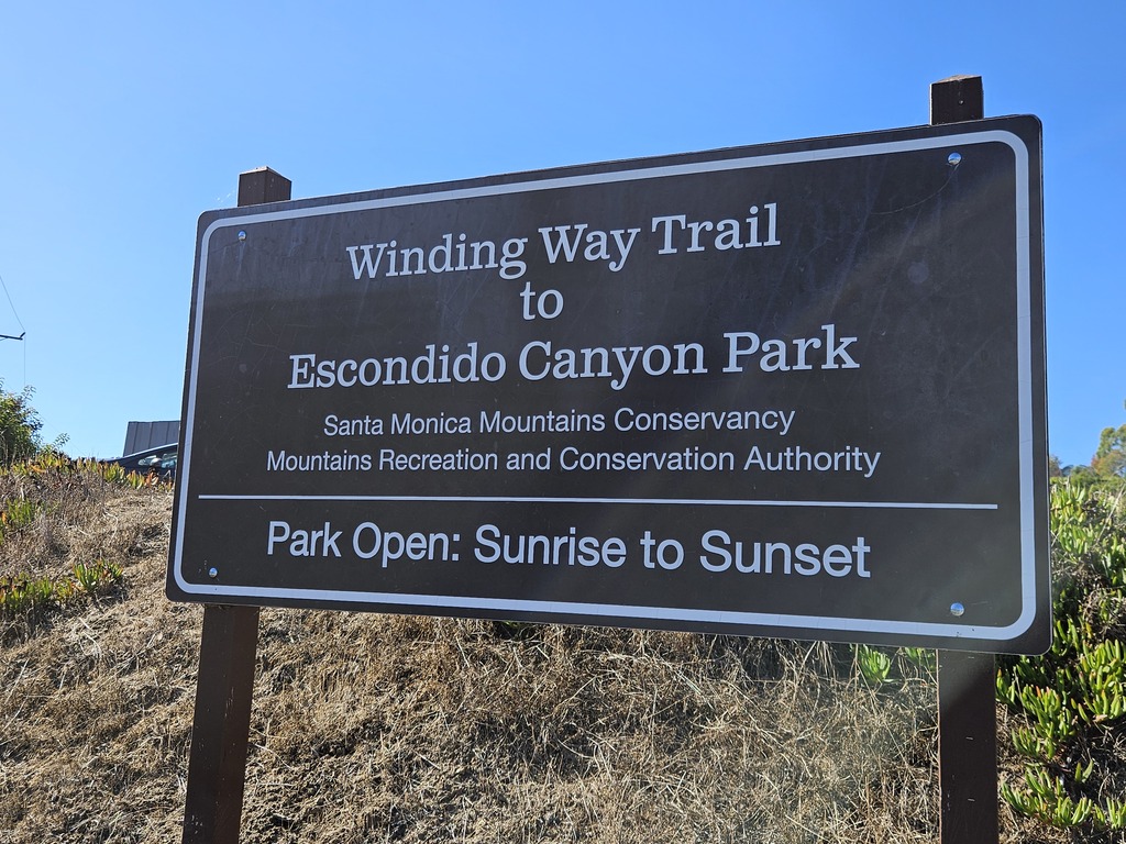 Escondido Falls Trailhead