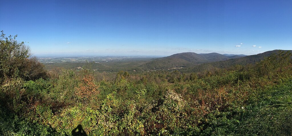 McCormick Gap Overlook - Photo by Famartin CC BY-SA 4.0, via Wikimedia Commons